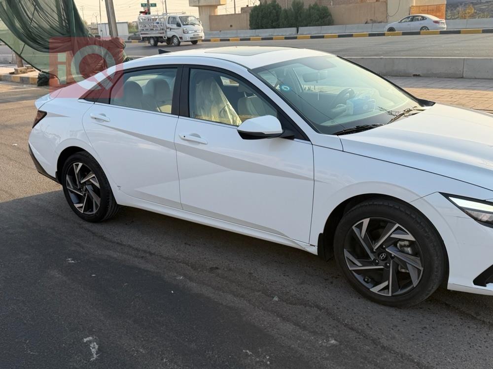 هيونداي النترا